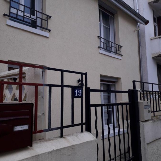  Agence Cosi : House | TROYES (10000) | 88 m2 | 855 € 