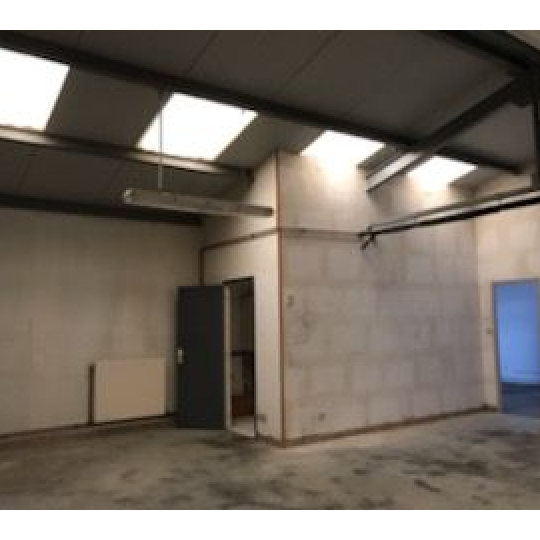  Agence Cosi : Autres | CRENEY-PRES-TROYES (10150) | 200 m2 | 1 250 € 