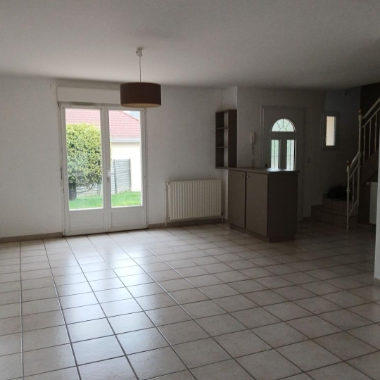  Agence Cosi : House | SAINTE-SAVINE (10300) | 140 m2 | 1 415 € 