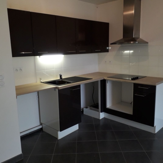  Agence Cosi : Appartement | TROYES (10000) | 47 m2 | 664 € 