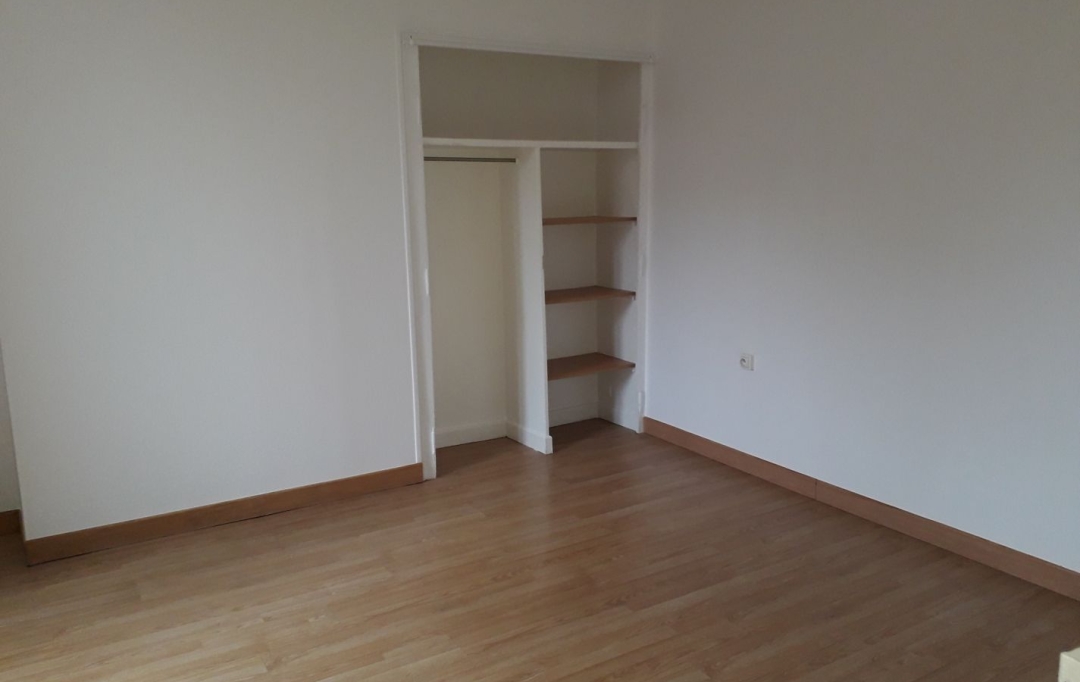 Agence Cosi : Appartement | TROYES (10000) | 39 m2 | 390 € 