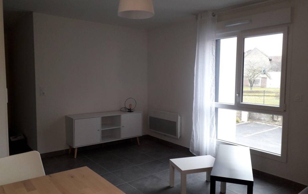 Agence Cosi : Apartment | TROYES (10000) | 21 m2 | 281 € 