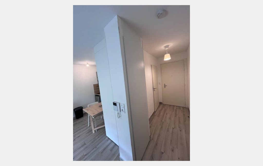 Agence Cosi : Appartement | TROYES (10000) | 21 m2 | 390 € 