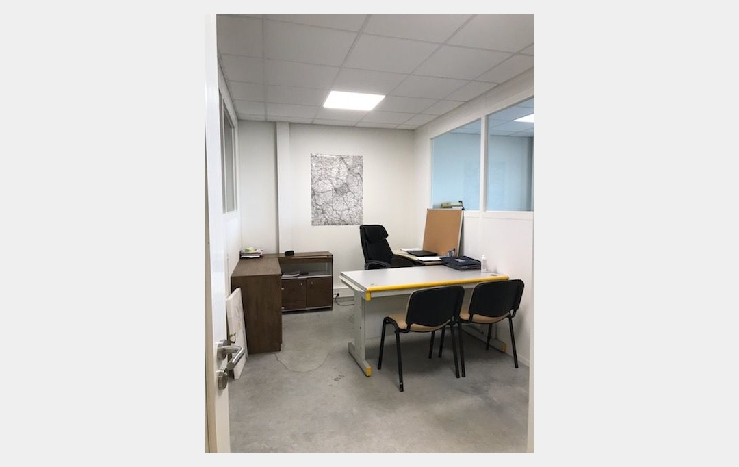 Agence Cosi : Local / Bureau | ROSIERES-PRES-TROYES (10430) | 95 m2 | 1 300 € 