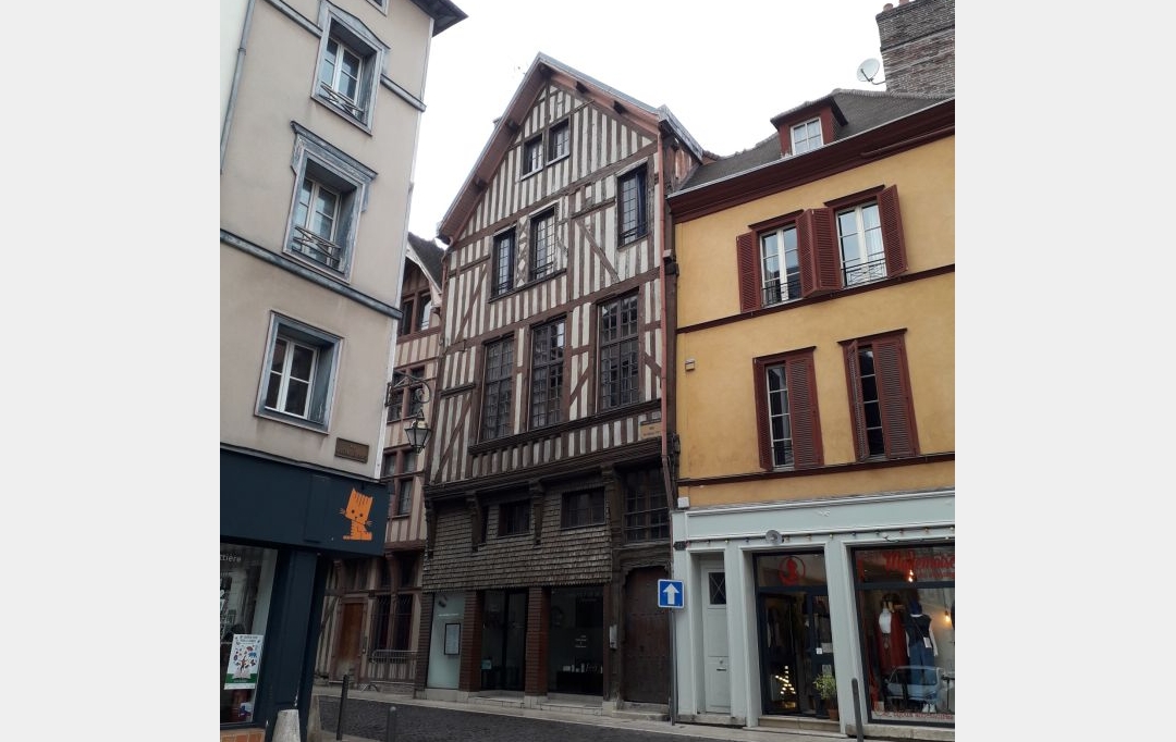 Agence Cosi : Appartement | TROYES (10000) | 33 m2 | 375 € 