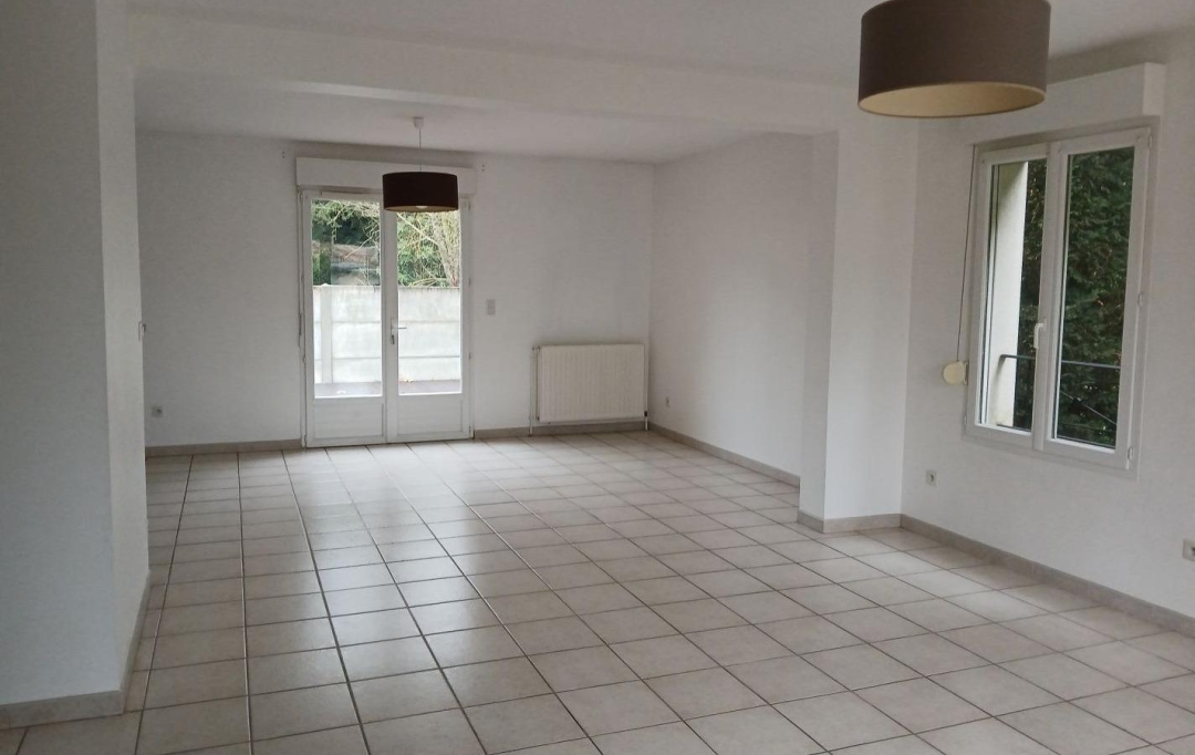 Agence Cosi : House | SAINTE-SAVINE (10300) | 140 m2 | 1 415 € 