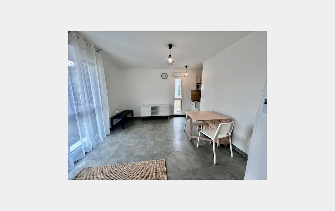 Agence Cosi : Apartment | TROYES (10000) | 23 m2 | 430 € 