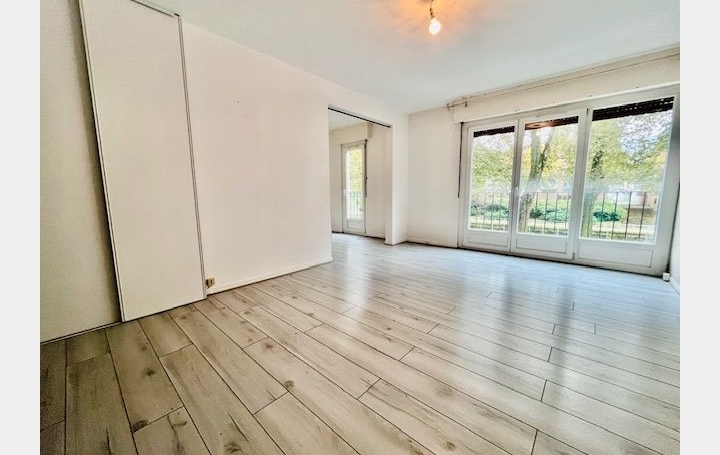 Appartement P3   TROYES  74 m2 650 € 